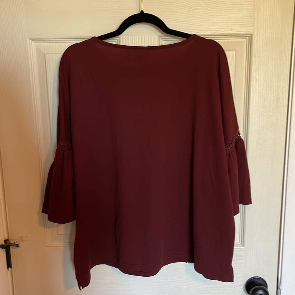 Lauren Conrad. Size XL. Maroon Blouse. Like new - Picture 2 of 4